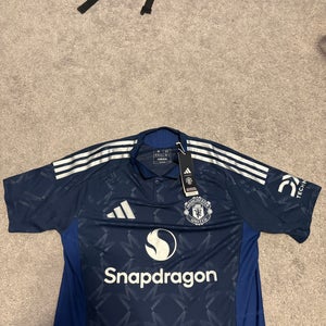 Authentic Adidas Manchester United 24/25 Away Soccer Jersey Mens M  IU1391