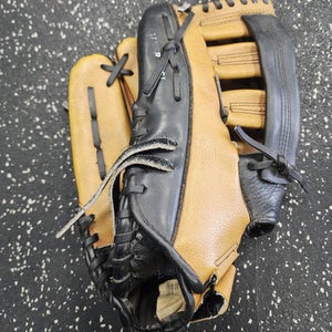 Used MacGregor THE ATHLETES CHOICE BB/SB Glove RH Throw Brown 12 1/2" 11849-S000035564