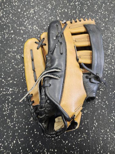 Used MacGregor THE ATHLETES CHOICE BB/SB Glove RH Throw Brown 12 1/2" 11849-S000035564