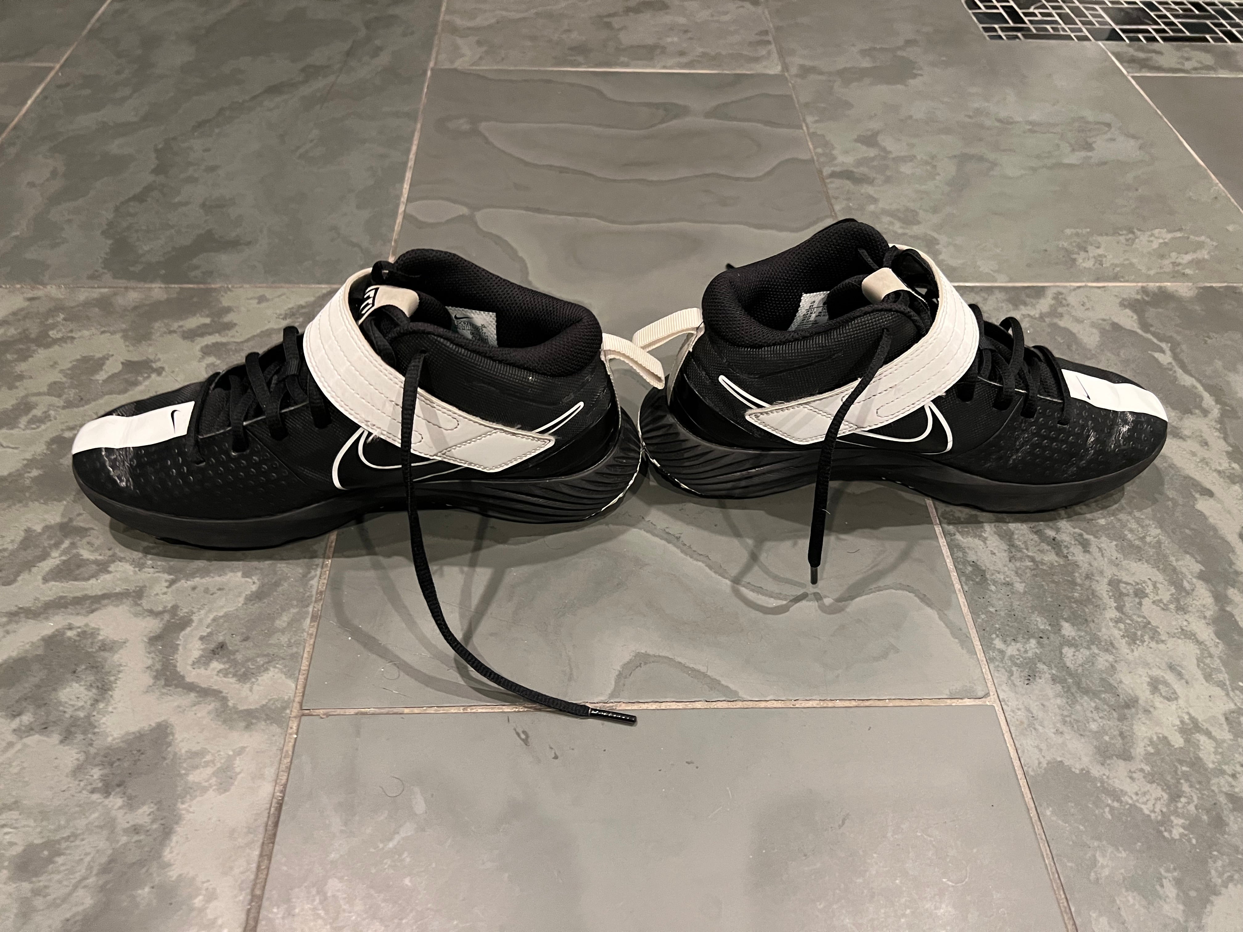 youth trout turf shoes