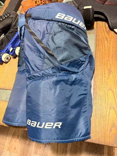 Senior XL Bauer Nsx Hockey Pants (Used)