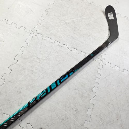 Single-Bauer Pulse LH P28 70 Flex Hockey Stick P28(New)