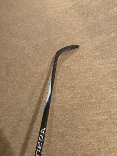 Intermediate Bauer Vapor FlyLite Left Hand Hockey Stick P92 55 Flex (New)