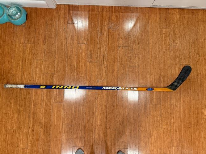 Senior Left Hand Hockey Stick Heel Pattern 85 Flex Pro Stock (Used)