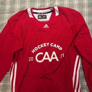 Red Size 52 Men's Adidas Jersey (Used)