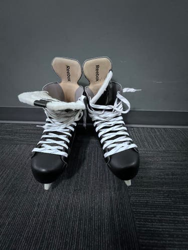 Reebok 14K Pump Hockey Skates Regular Width 11.5 (Used)