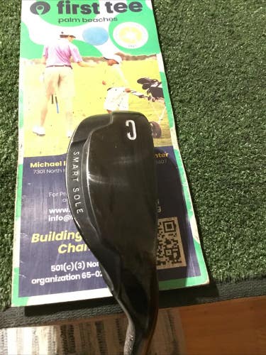 Cleveland Ladies Smart Sole Chipper W-Wedge Action Ultralite 50 Graphite Shaft