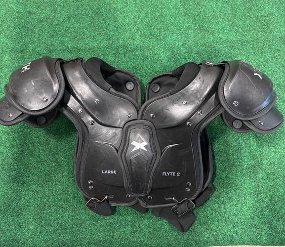 Xenith Flyte 2 Shoulder Pads (Used) Youth Large