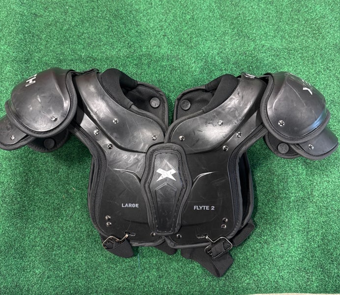 Xenith Flyte 2 Shoulder Pads (Used) Youth Large