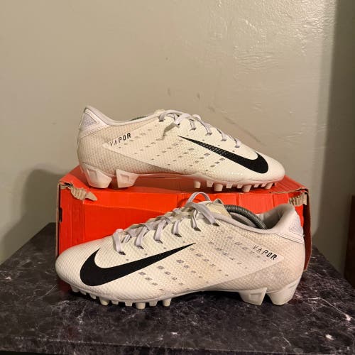 Men's Size 10.5 Nike Low Top Vapor Untouchable Pro 3 (Used)
