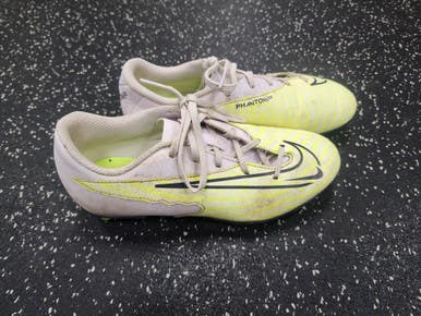 Used Nike Soccer Cleats Neon Green Senior 5 11849-S000035753