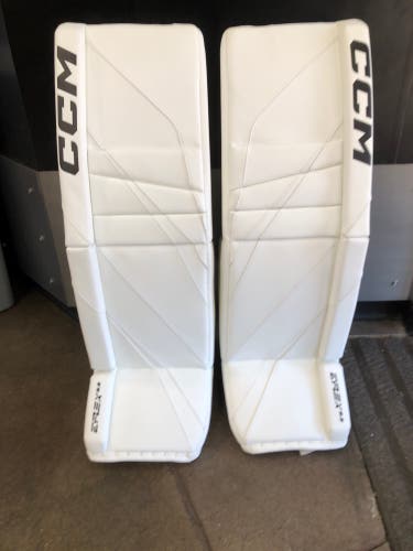 Senior 35"+2 CCM Extreme Flex E6.9 Goalie Leg Pads (New)
