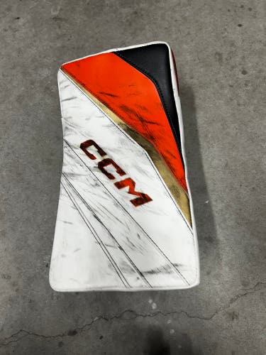 True Catalyst Px3 Goalie Blocker Regular John Gibson Pro Stock (Used)