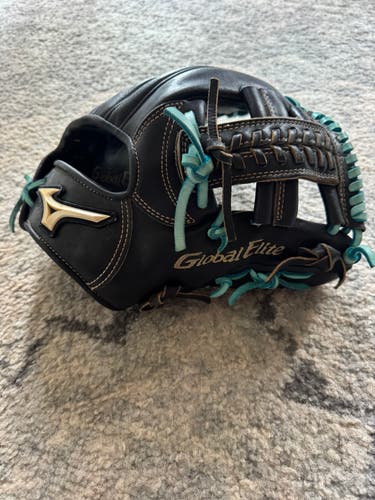 CLEAN!! Mizuno Global Elite 11.5”  RH VERY NICE GLOVE!!