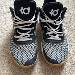 Black Men's Size M 10.5 (W 11.5) Adult Nike Renew Transition Shoes (Used)