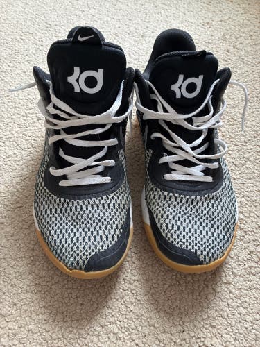 Black Men's Size M 10.5 (W 11.5) Adult Nike Renew Transition Shoes (Used)