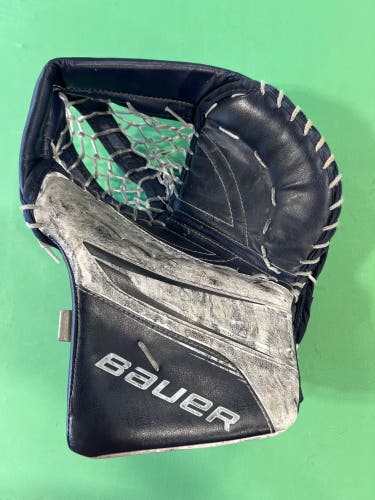 Bauer Vapor X5 Pro Goalie Glove | Intermediate