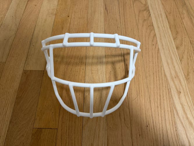 White Schutt F7 EGOP II-DW-NB-VC Facemask