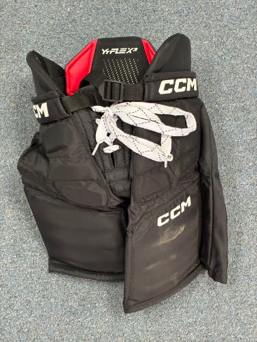 Black Youth Large CCM Y Flex 3 Hockey Goalie Pants (Used)