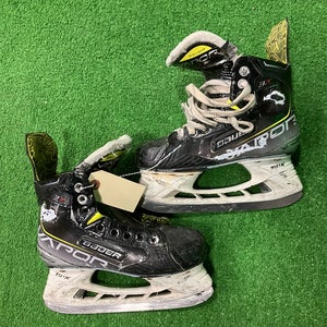 Junior Bauer Vapor 3X Hockey Skates Regular Width Size 2 (Used)