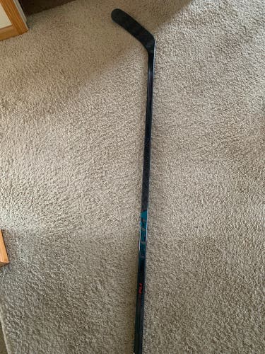 Senior CCM Vizion Left Hand Hockey Stick P90TM 75 Flex Pro Stock (New)
