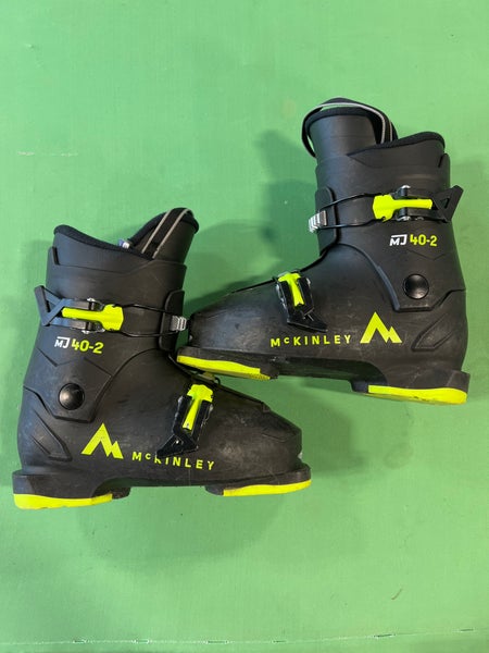 Mckinley Ski Boots | Mondo 21.5 (255mm)