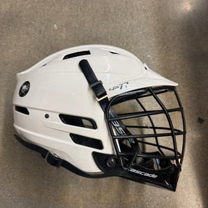White Adult Cascade CPV-R Helmet (Used)