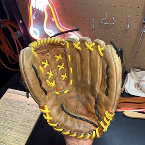 Wilson RH Infield Baseball Glove 11" (Used / Conditioned & Relaced in Black/Yellow)
