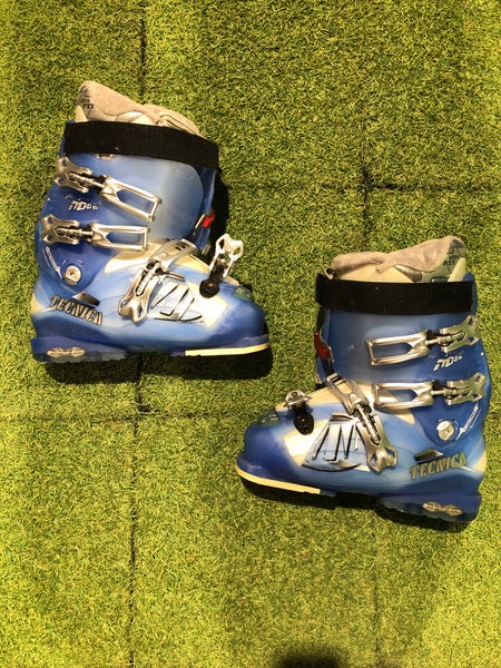 Women's Tecnica Attiva M10 Ski Boots - Mondo 25 & 25.5 | 295mm (Used)