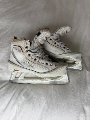 Bauer Supreme One100 LE Hockey Size 7 - Goalie Skates Regular Width (Used)