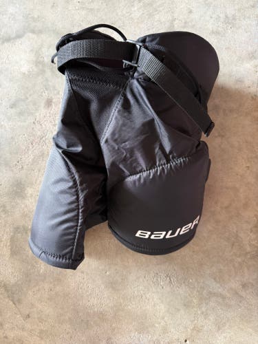 Men's Youth Small Bauer Nsx Hockey Pants (Used)