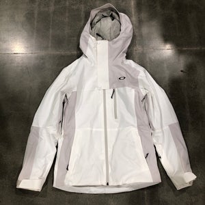 Men's Small Oakley Snowboard Jacket (Used)