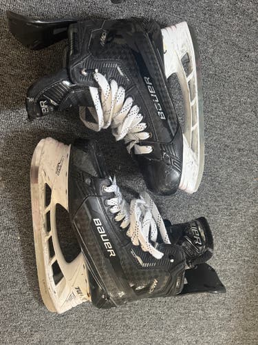 Bauer Supreme Mach Hockey Skates 10.5 (Used)