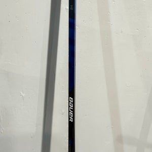 Senior Bauer Supreme Ultrasonic Right Handed Hockey Stick P88 70 Flex (New)