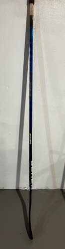 Senior Bauer Supreme Ultrasonic Right Handed Hockey Stick P88 70 Flex (New)