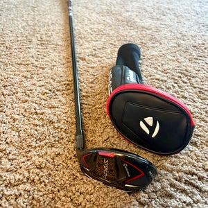 Men's TaylorMade Stealth 2 Right Handed Hybrid Stiff Flex 4H (Used)