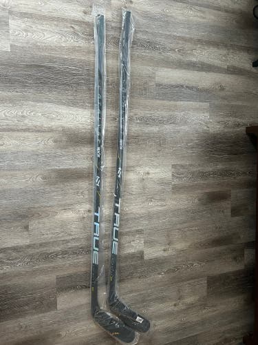 2 Pack Brand New True Catalyst 9X3 Left Hand Hockey Sticks P92 85 Flex, Free Shipping