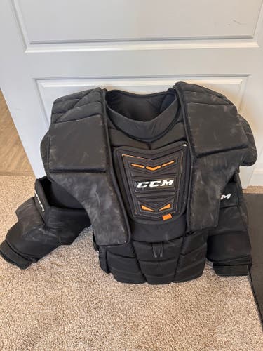 XL CCM Pro Spec Goalie Chest Protector Pro Stock (Used)