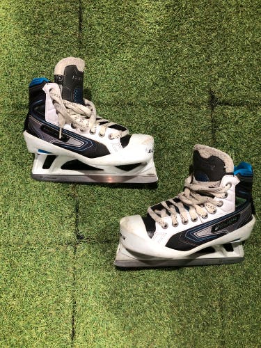 Intermediate Bauer Reactor 7000 Hockey Goalie Skates Regular Width Size 4.5 (Used)