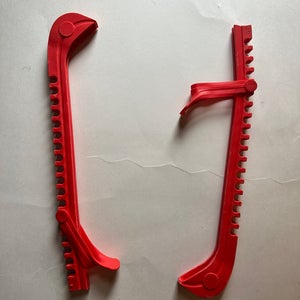 Figure skate protector