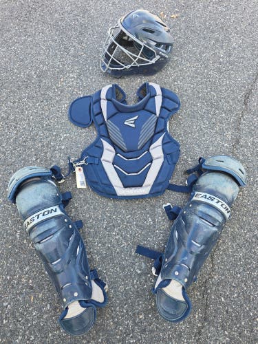 Youth Easton Game Time Catcher's Set (Used)