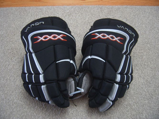 Excellent Condition Bauer Vapor XXX Pro Model Senior Hockey Gloves 13" Black/White/Red