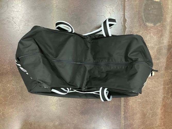 Bauer Hockey Bag (Used)