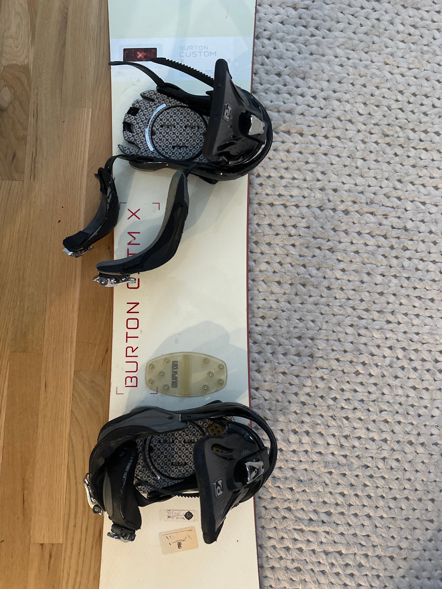 Men's Burton Custom X Snowboard All Mountain With Bindings Medium