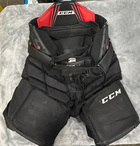 Black Intermediate Small CCM 1.9 Hockey Goalie Pants (Used)