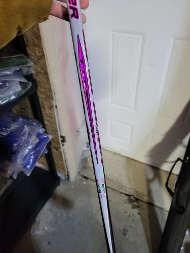 Ocean drive pink Senior Bauer Twitch Left Hand Hockey Stick P28 70 Flex (New)