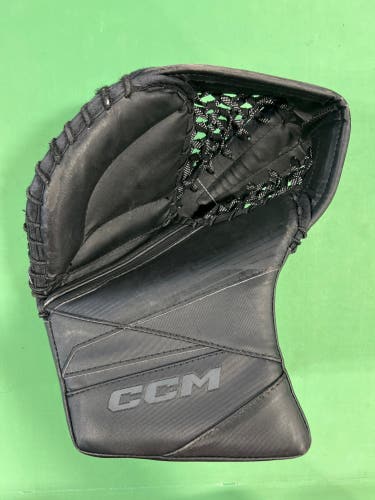 CCM Axis 2.5 Goalie Glove | Junior | Full Right