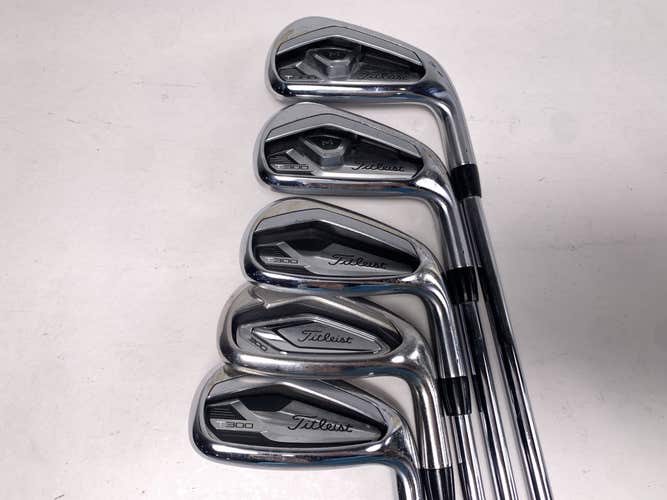 Titleist T300 Iron Set 5-PW True Temper AMT Red R300 Regular Mens RH- no 7i