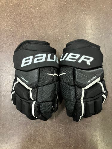 Black Senior Bauer Supreme Ultrasonic Gloves 14" (Used)
