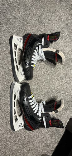 2019 Bauer Vapor 2X Hockey Skates Regular Width 8 (New)